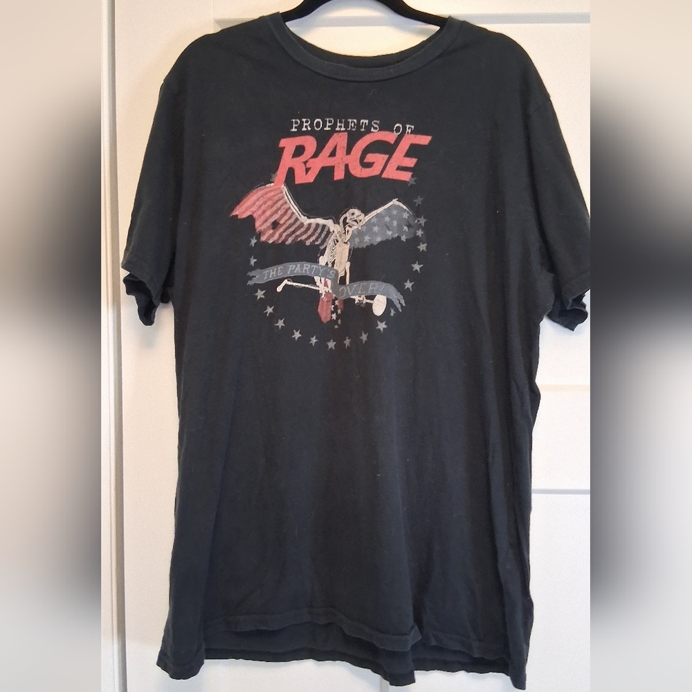 Prophets Of Rage Vintage Men's Black Graphic Tee band